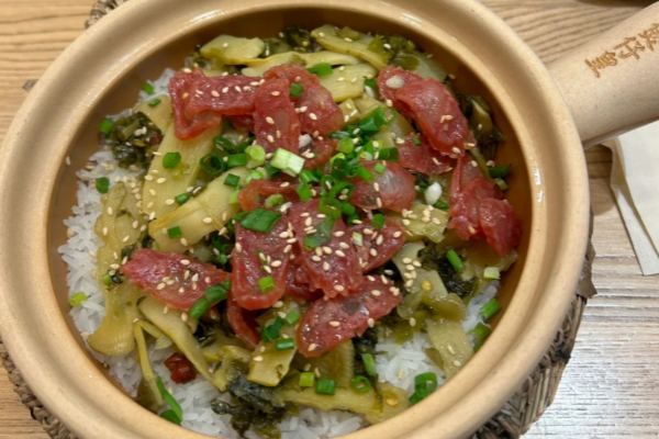 煲仔饭加盟哪个品牌好，煲仔皇煲仔饭怎么样?